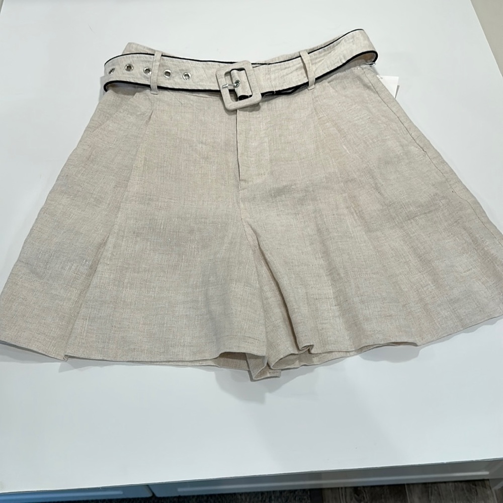 Women’s STAUD size 0 linen shorts with belt
